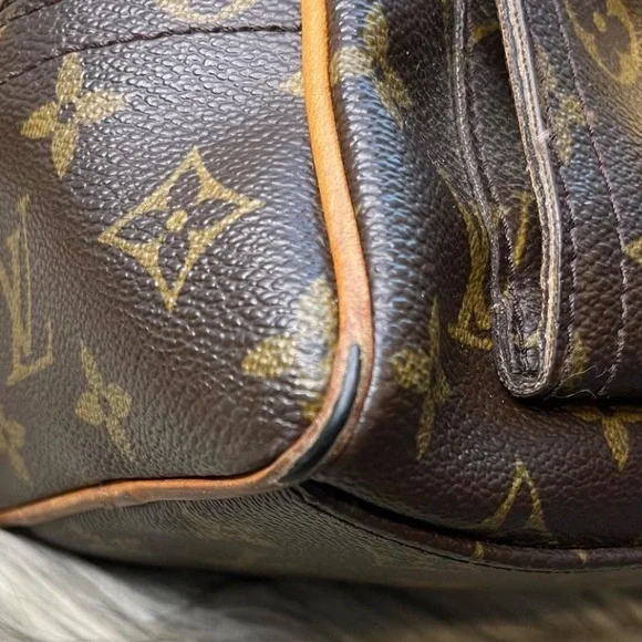 💯 Authentic Louis Vuitton Manhattan GM - Picture 6 of 16